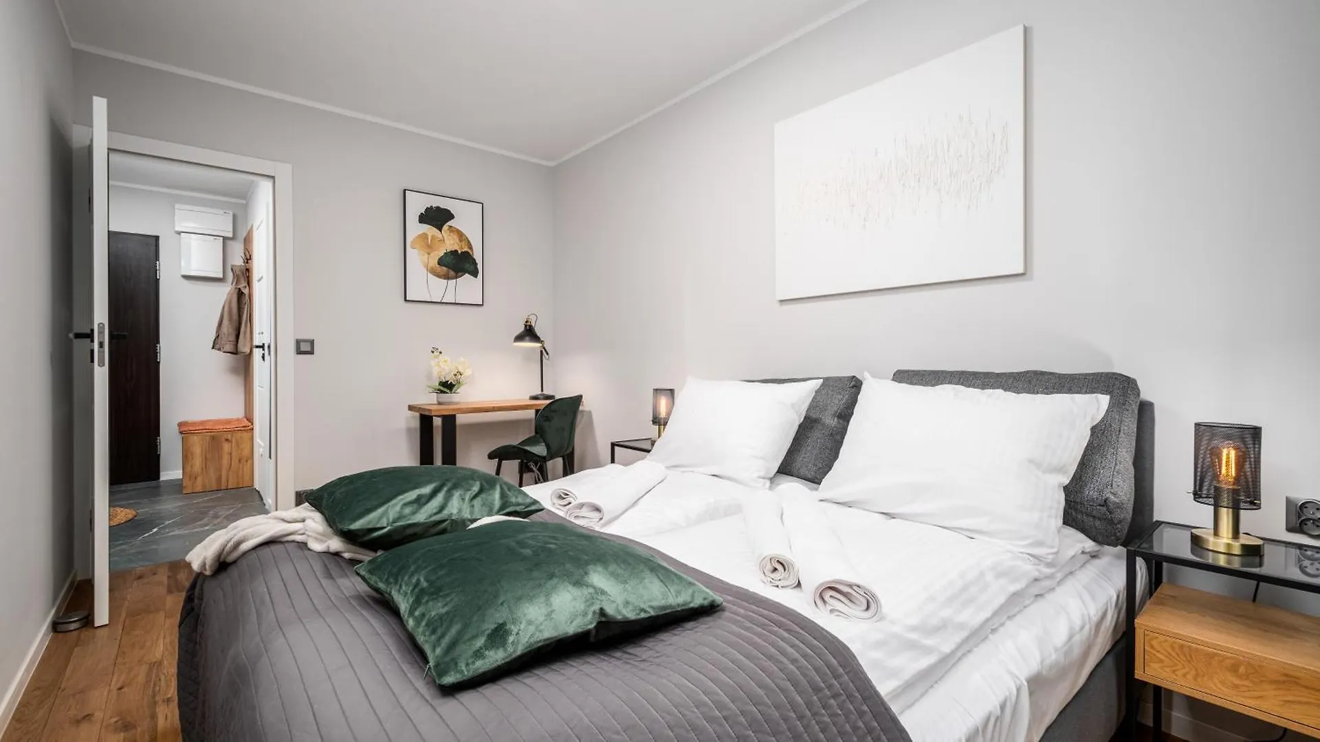 Zlota Apartments City Centre By Sun & Snow Varsovia 0*,  Polonia